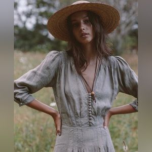 Kara Thoms Olympia dress size Large Desert Sage